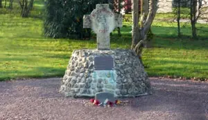 No. 4 Commando Cairn, Amfreville