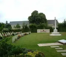 Jerusalem Cemetery: the smallest British Cemetery in France.  46 British soldiers and 1 Czech soldier are buried there, killed at Chouain the first day.