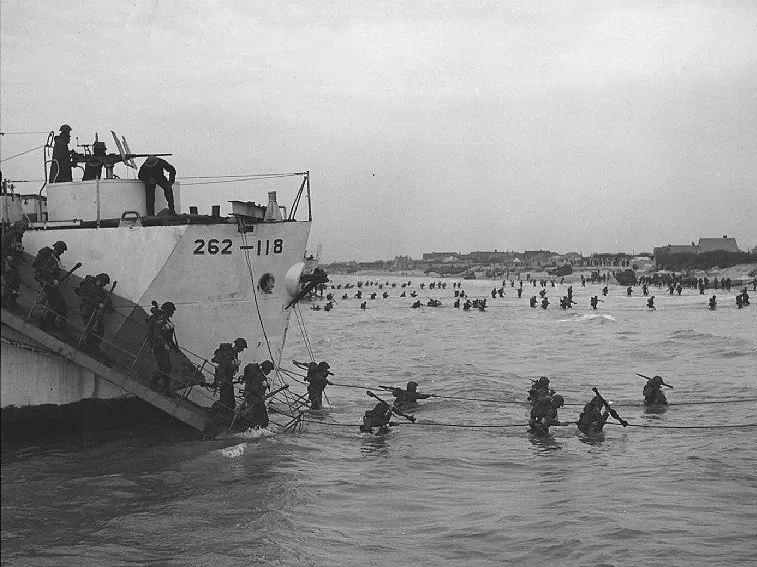 Juno beach landing, archive image