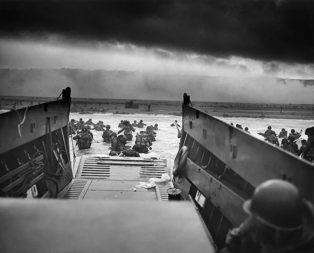 Omaha beach landing, archive image
